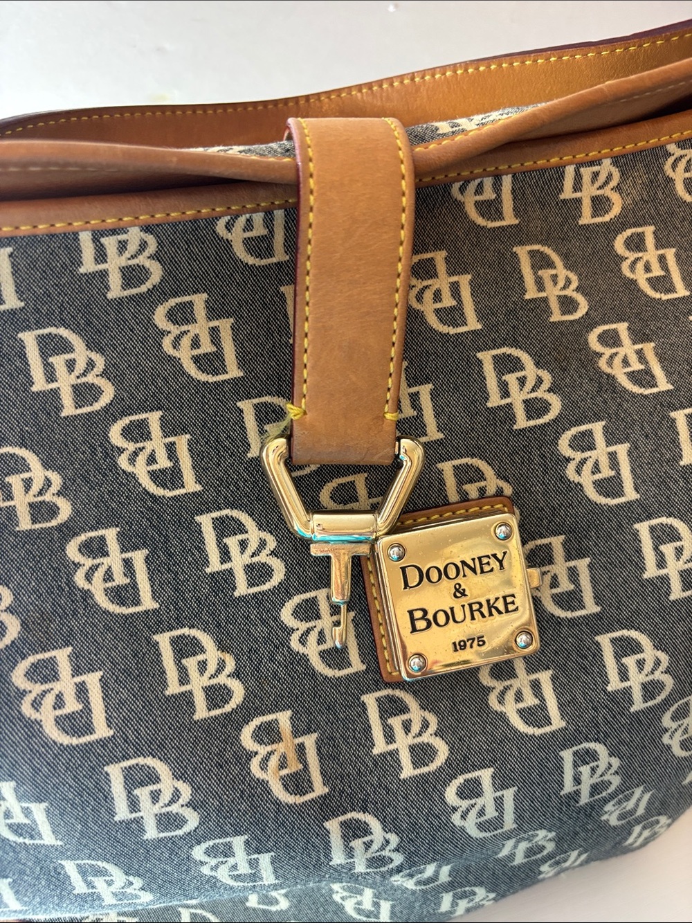 Dooney & Bourke Brown Monogram Canvas Shoulder  Bag with Tan Trim - Picture 5 of 7